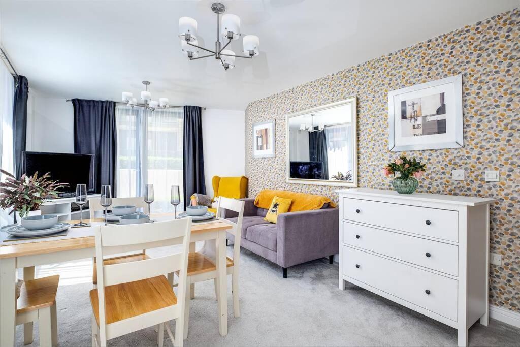 Luxury 2Bed Spacious Apartment- City Centre- Free Parking Birmingham Dış mekan fotoğraf